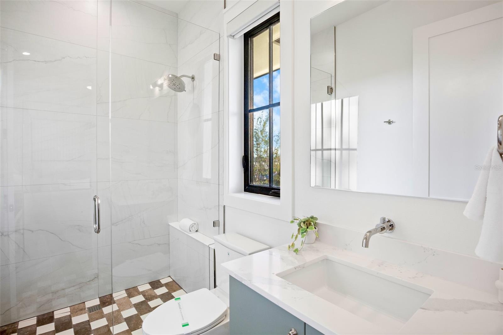 Image 37 of 70 For 6548 Sabal Drive