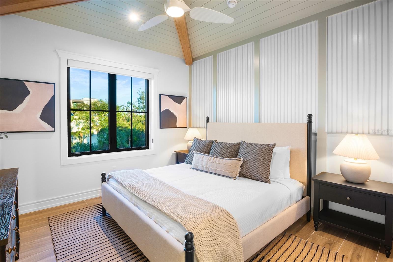 Image 44 of 70 For 6548 Sabal Drive