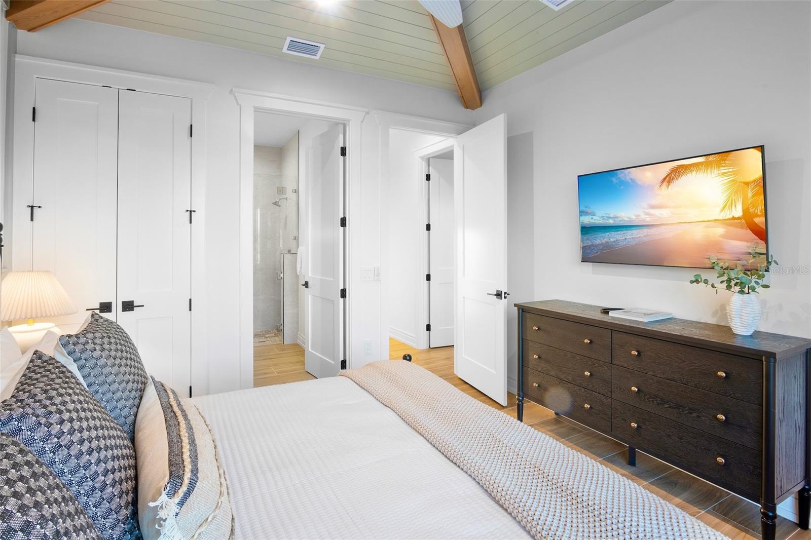 Image 45 of 70 For 6548 Sabal Drive