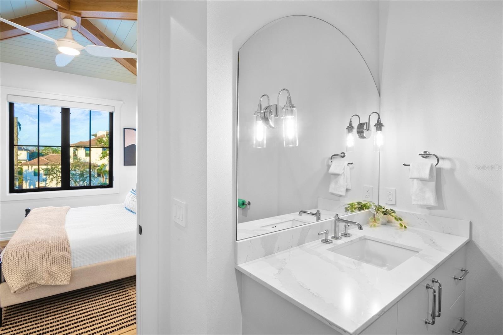 Image 46 of 70 For 6548 Sabal Drive