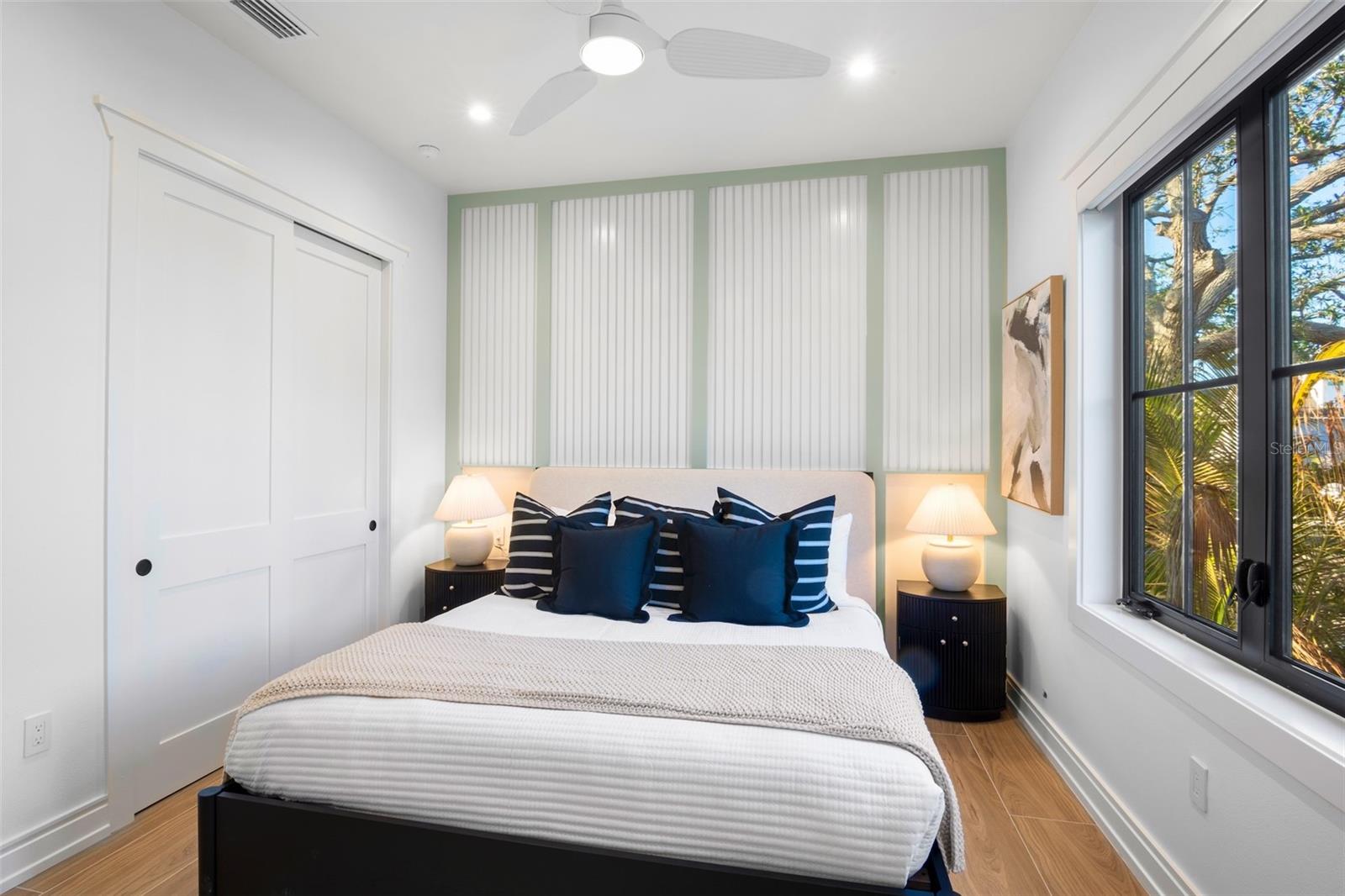 Image 48 of 70 For 6548 Sabal Drive