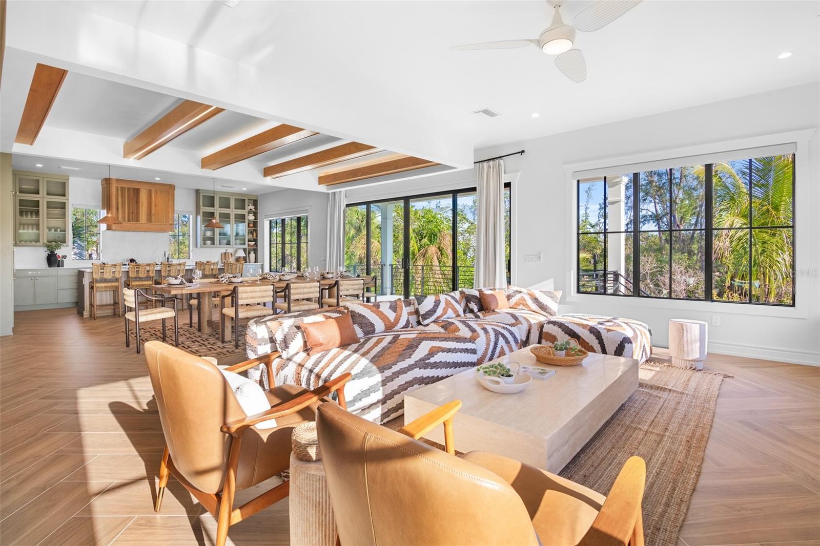 Image 5 of 70 For 6548 Sabal Drive