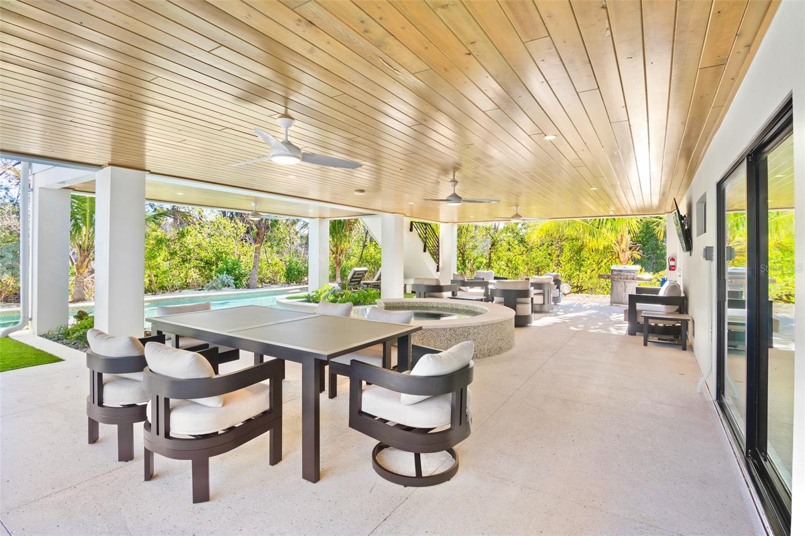 Image 56 of 70 For 6548 Sabal Drive