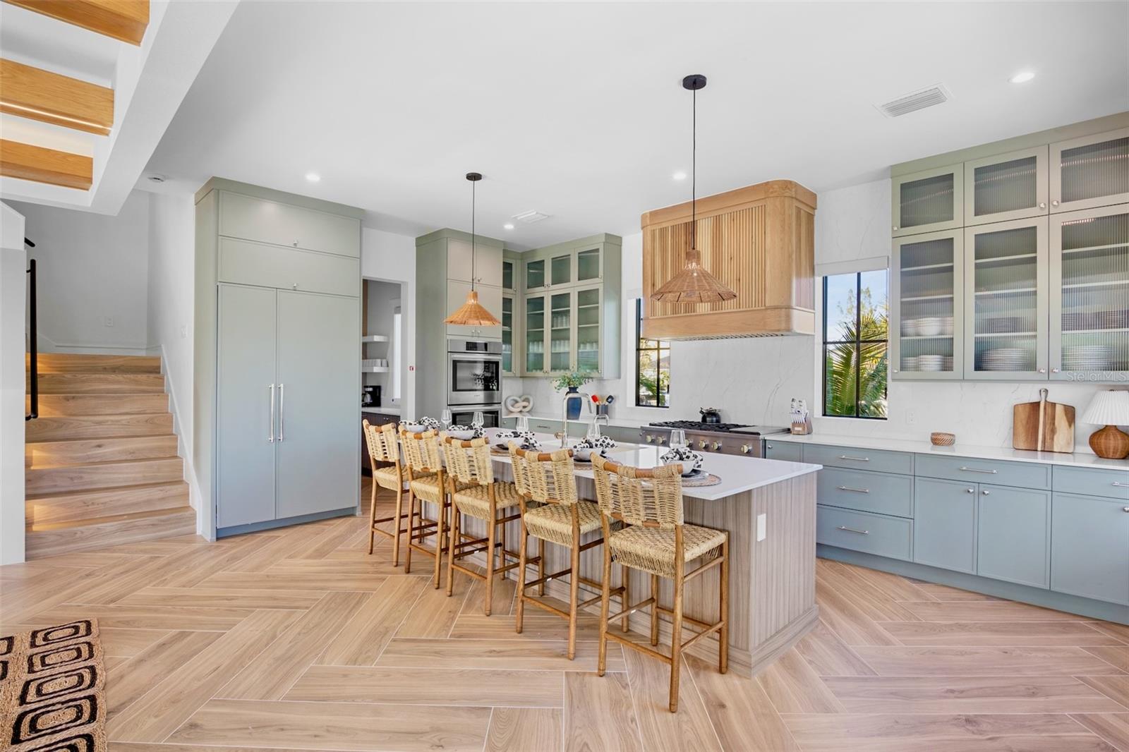 Image 6 of 70 For 6548 Sabal Drive