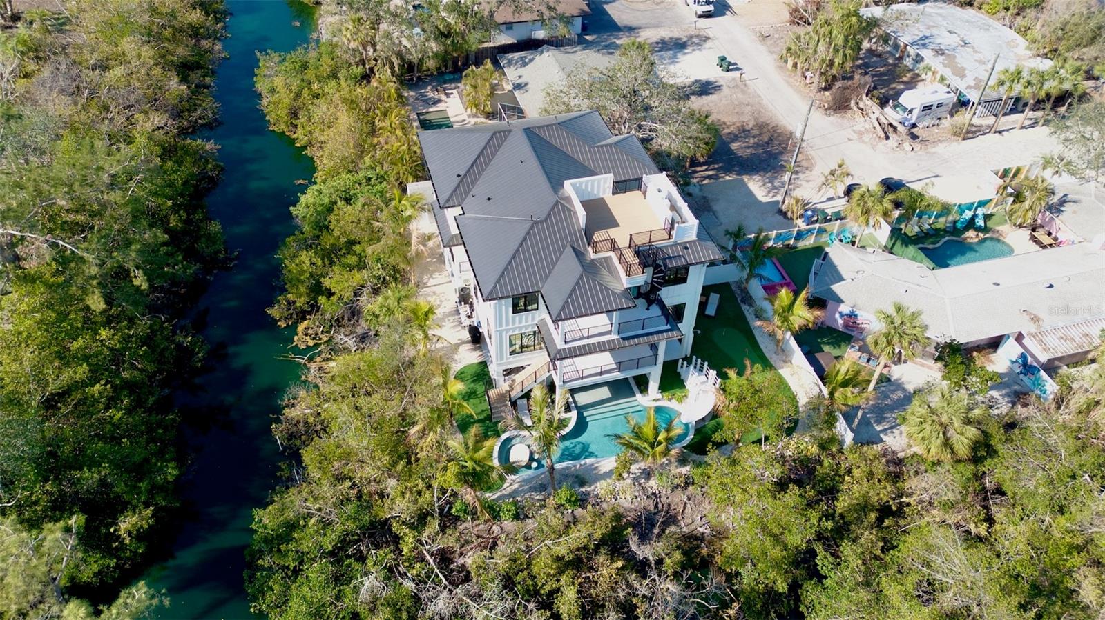 Image 68 of 70 For 6548 Sabal Drive