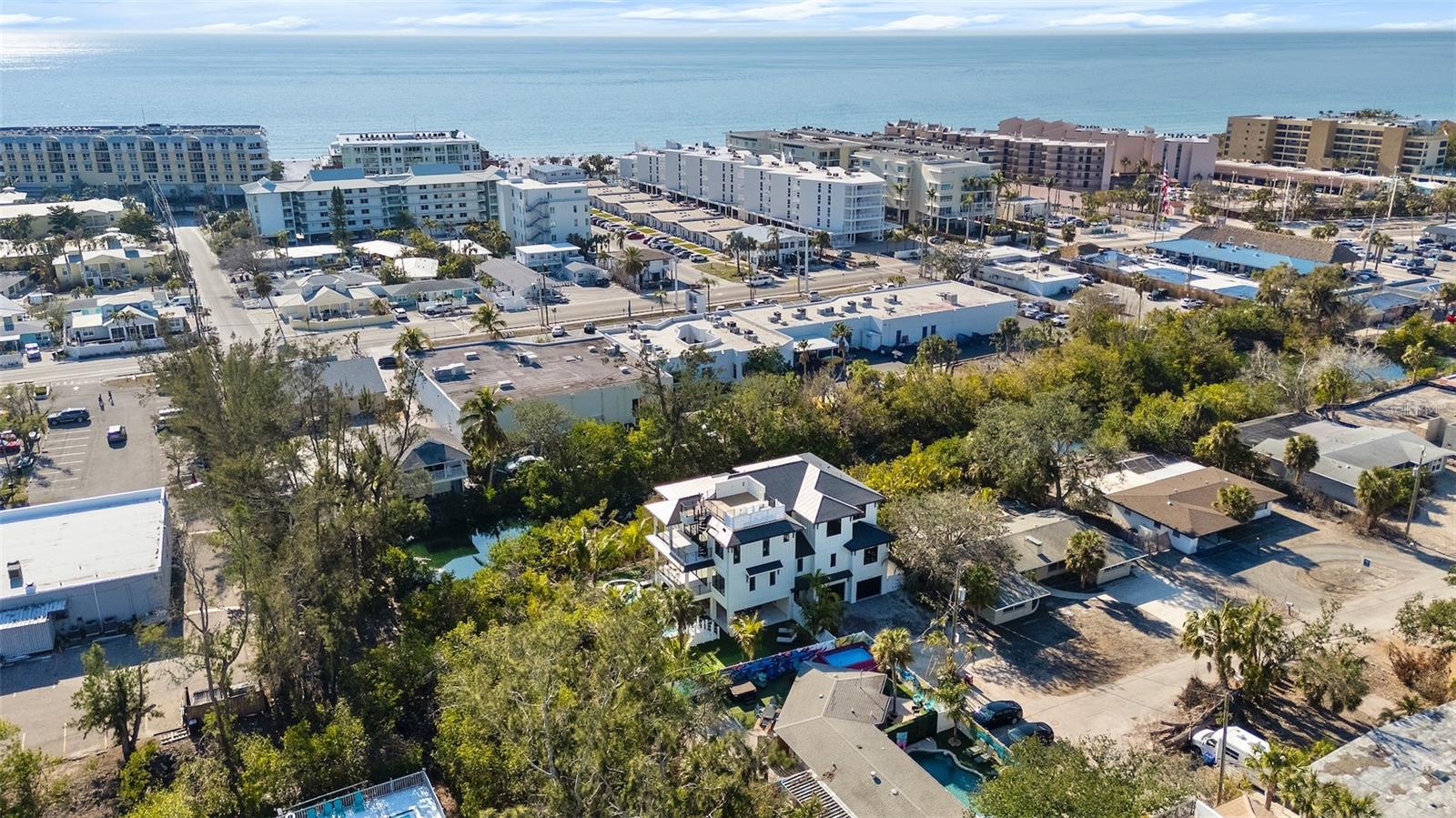 Image 69 of 70 For 6548 Sabal Drive