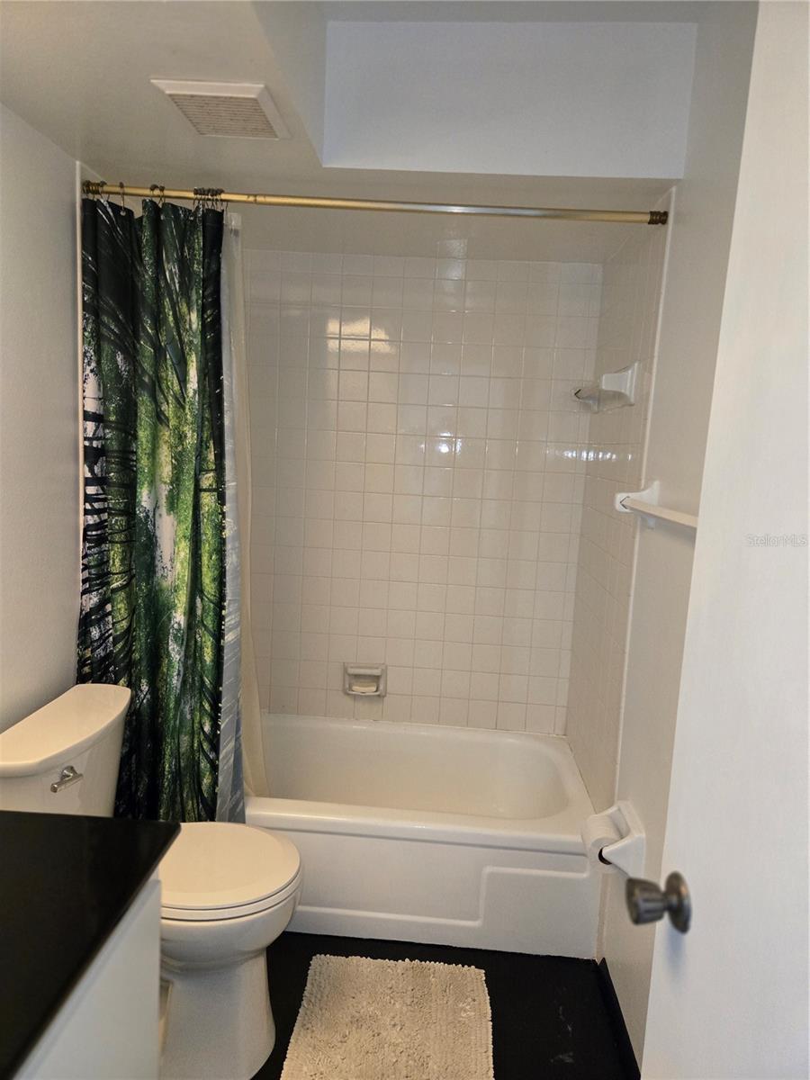 Image 15 of 30 For 2974 Captiva Gardens Drive 17