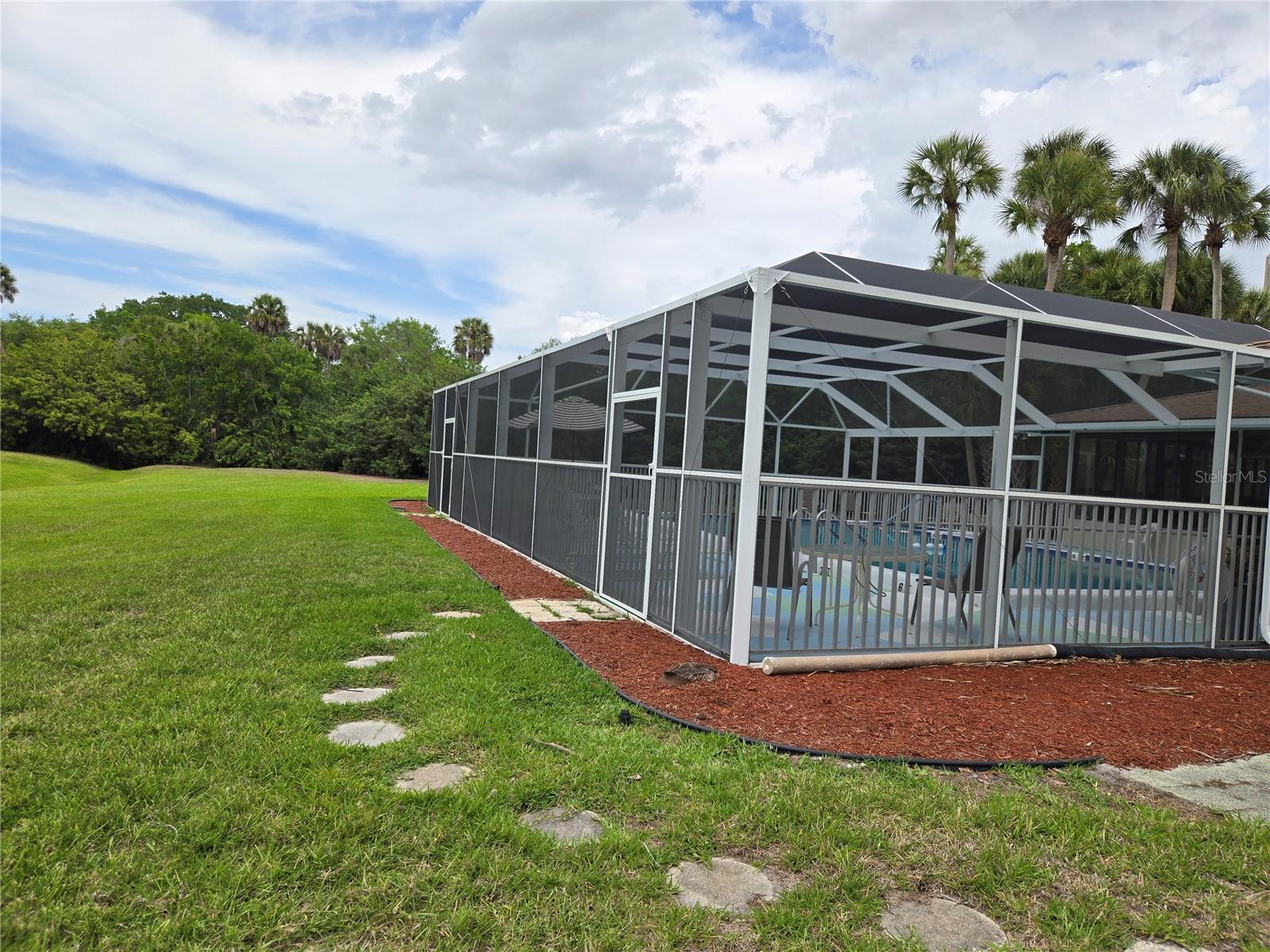 Image 21 of 30 For 2974 Captiva Gardens Drive 17