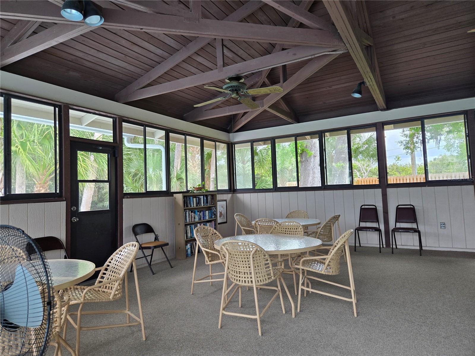 Image 27 of 30 For 2974 Captiva Gardens Drive 17