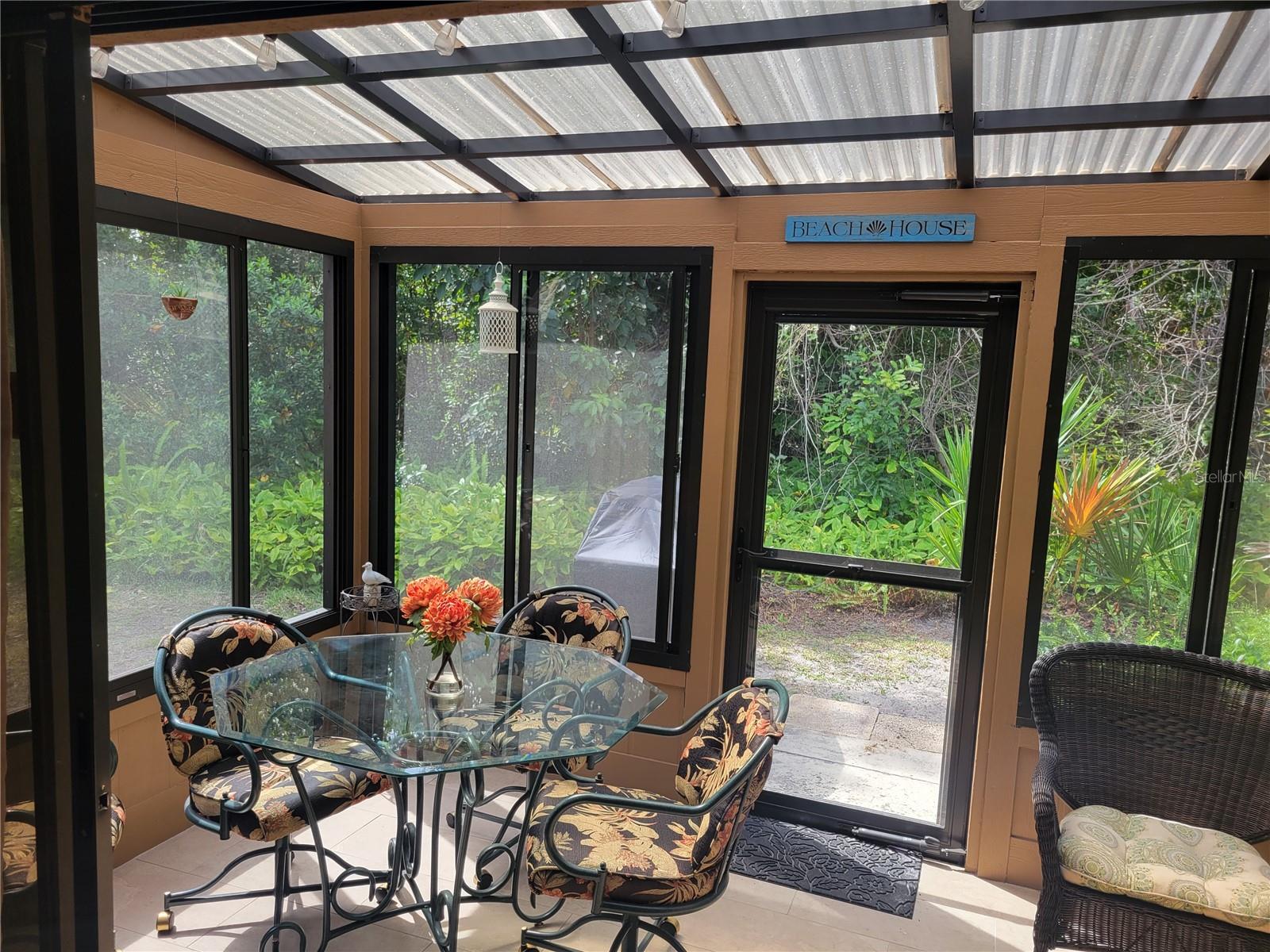 Image 10 of 24 For 7907 4th Avenue W 7907