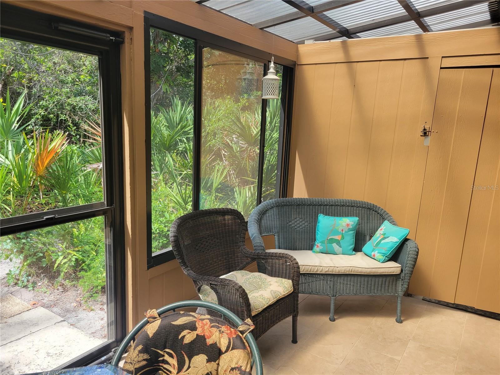 Image 11 of 24 For 7907 4th Avenue W 7907