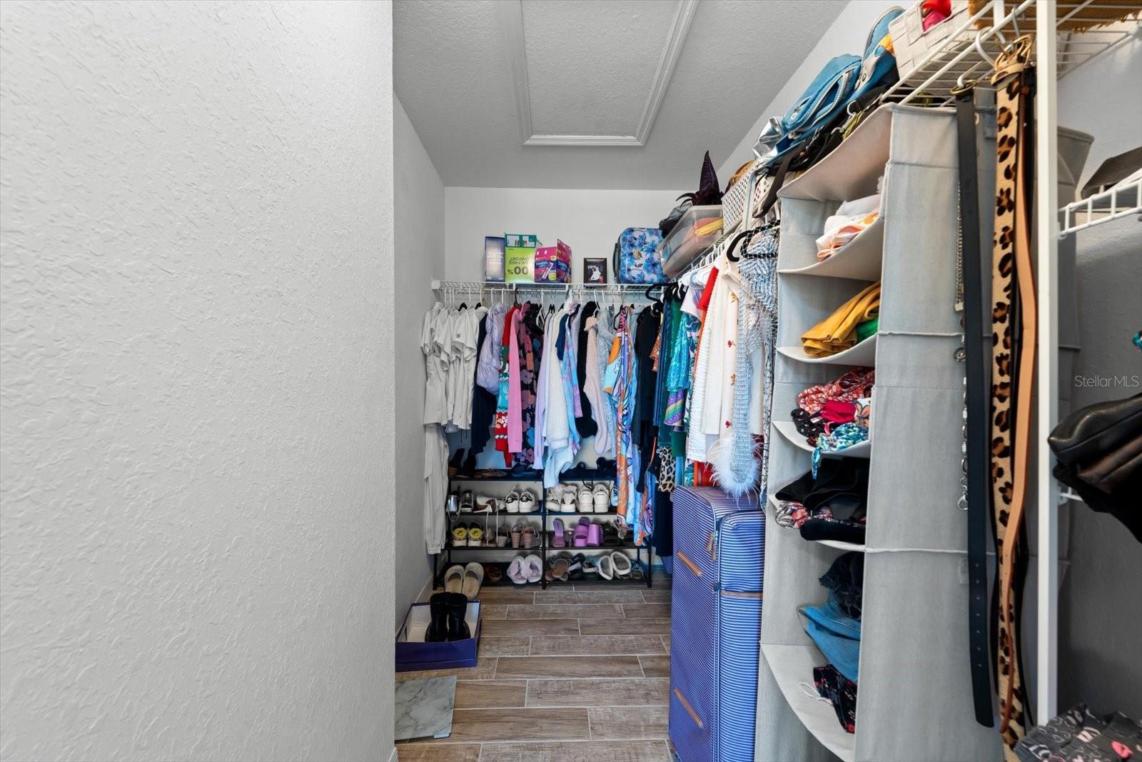 Image 4 of 51 For 8933 Manor Loop 204