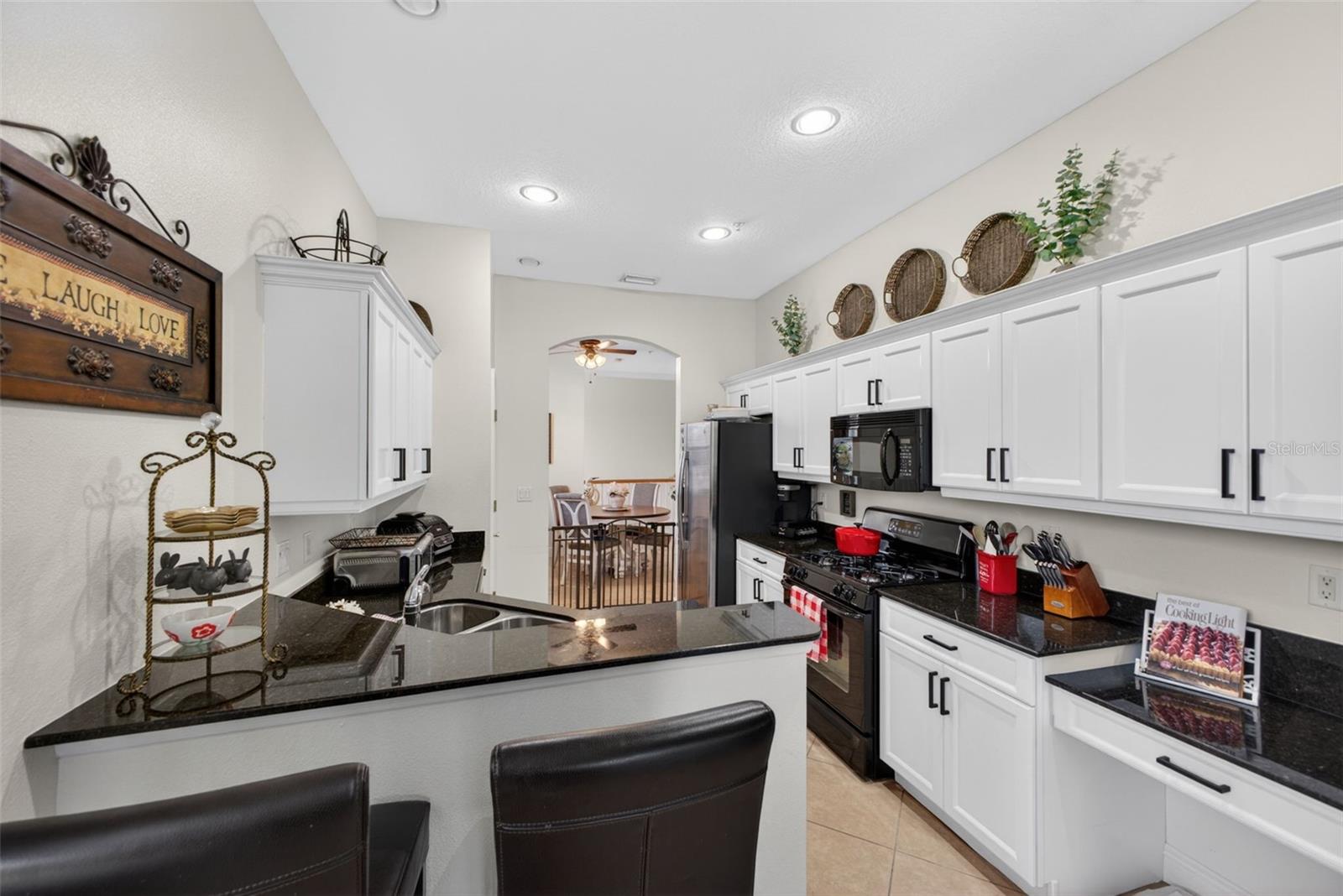 Image 15 of 45 For 8229 Miramar Way 204