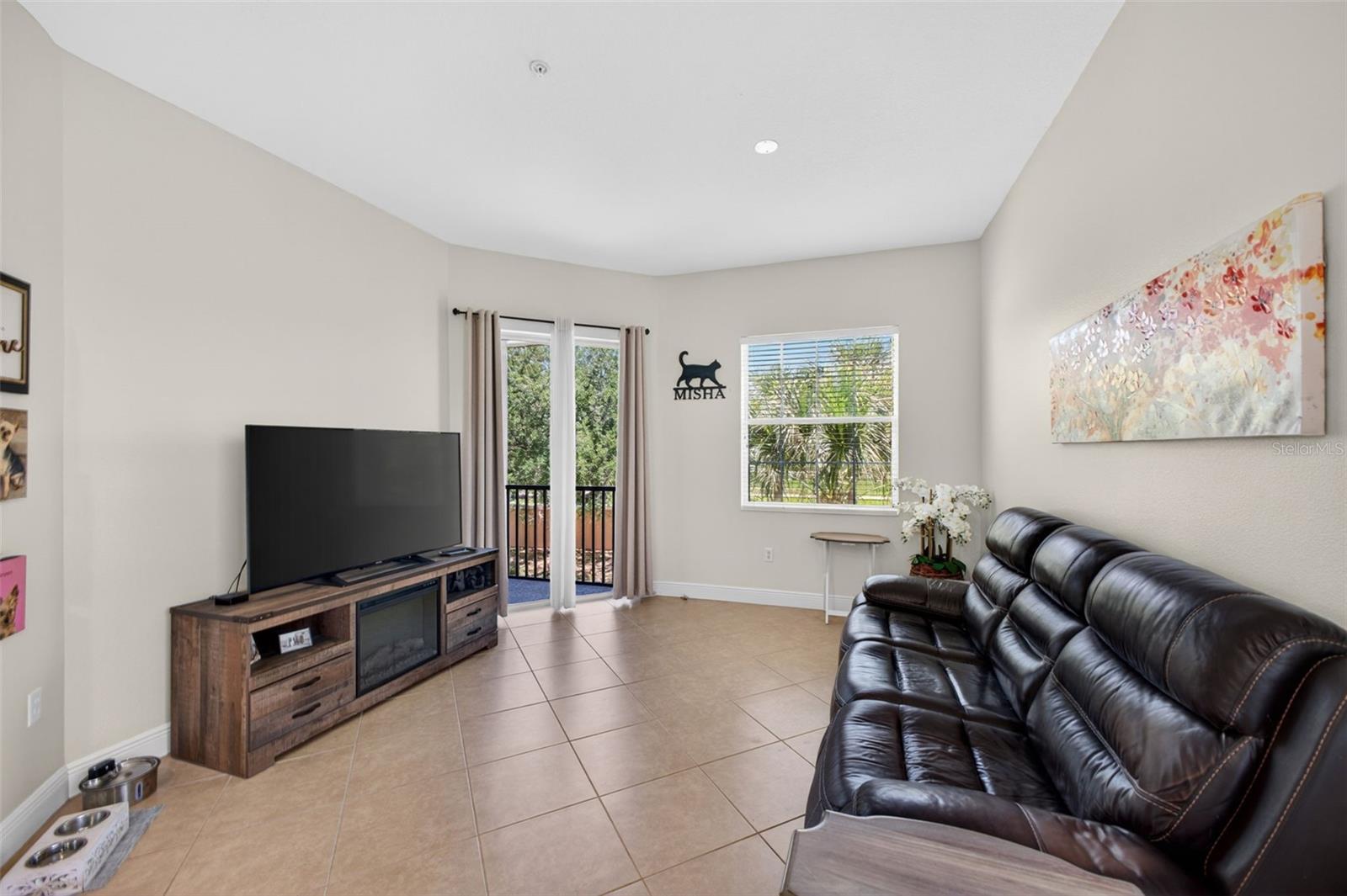 Image 6 of 45 For 8229 Miramar Way 204