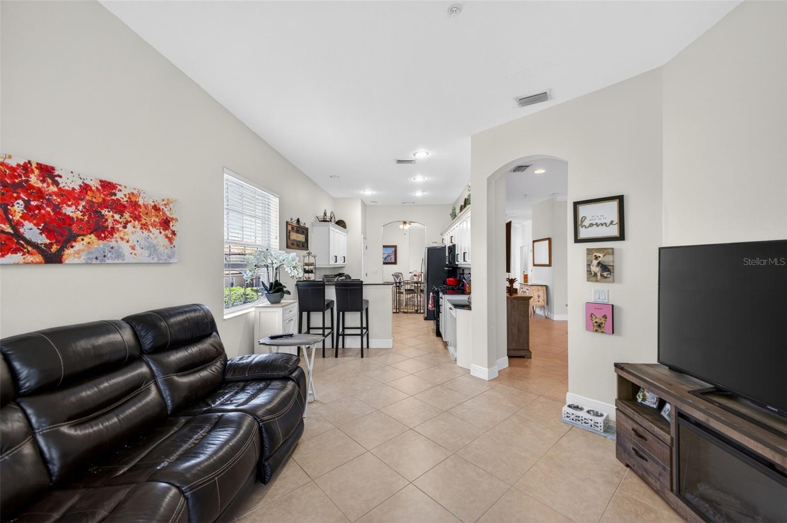 Image 9 of 45 For 8229 Miramar Way 204