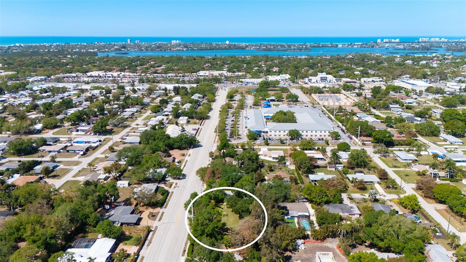 Image 11 of 16 For 4717 Crystal Avenue