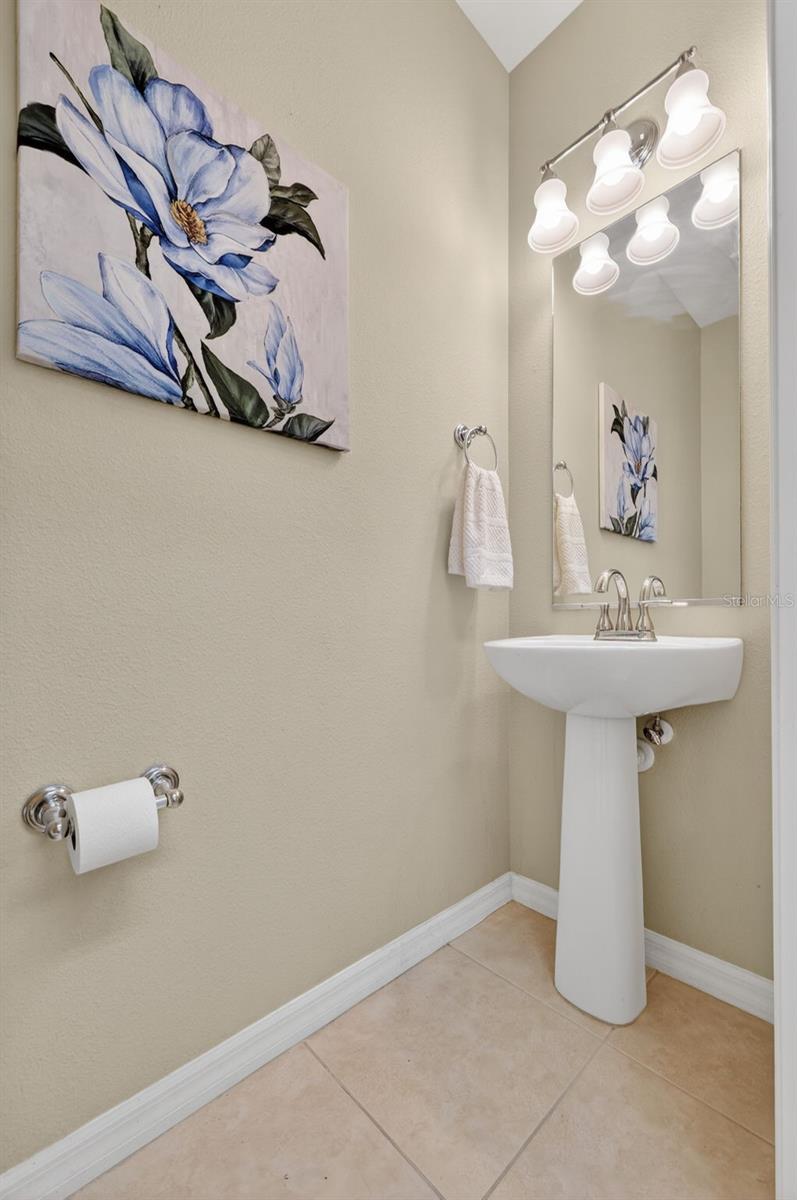 Image 13 of 37 For 3736 82nd Avenue Circle E 105