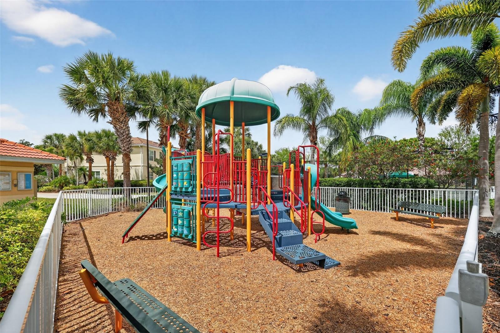 Image 31 of 37 For 3736 82nd Avenue Circle E 105