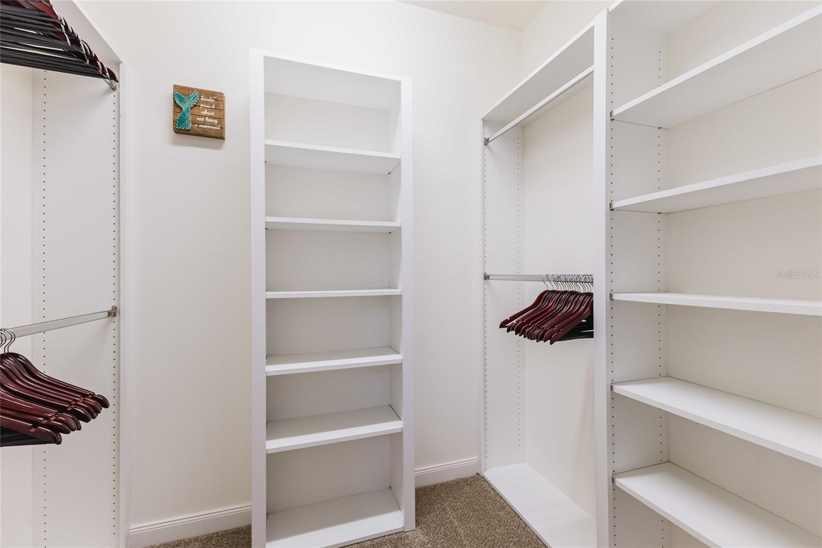 Image 17 of 39 For 1564 Napoli Drive W