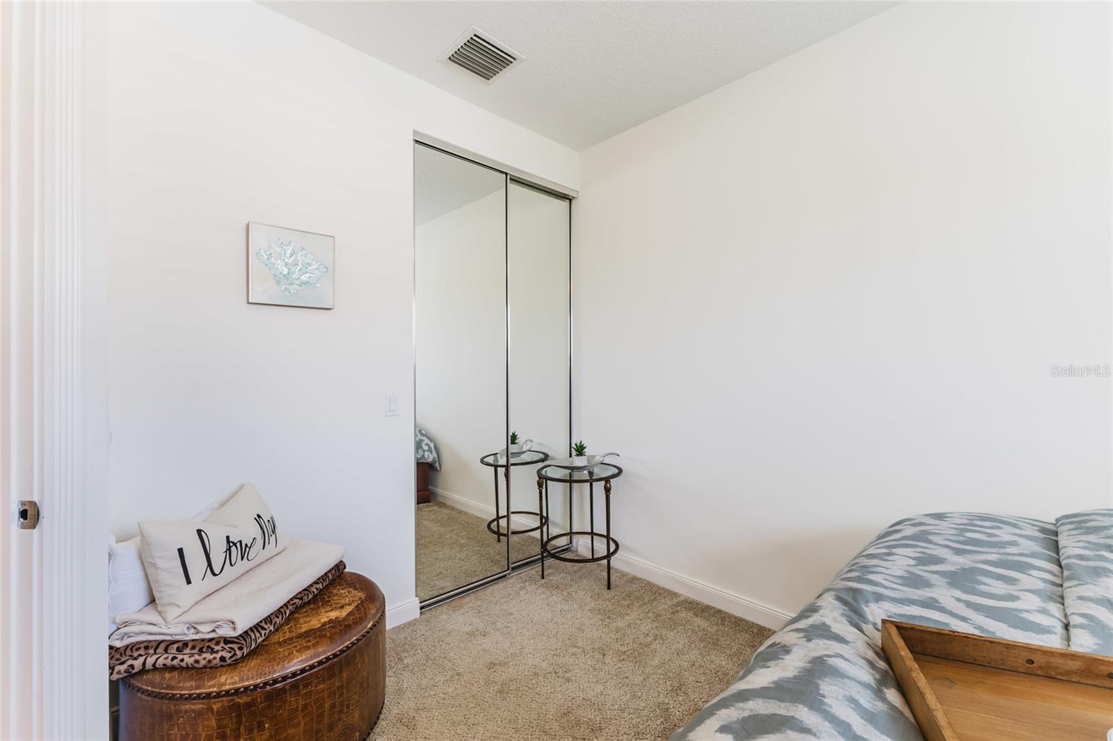 Image 24 of 39 For 1564 Napoli Drive W