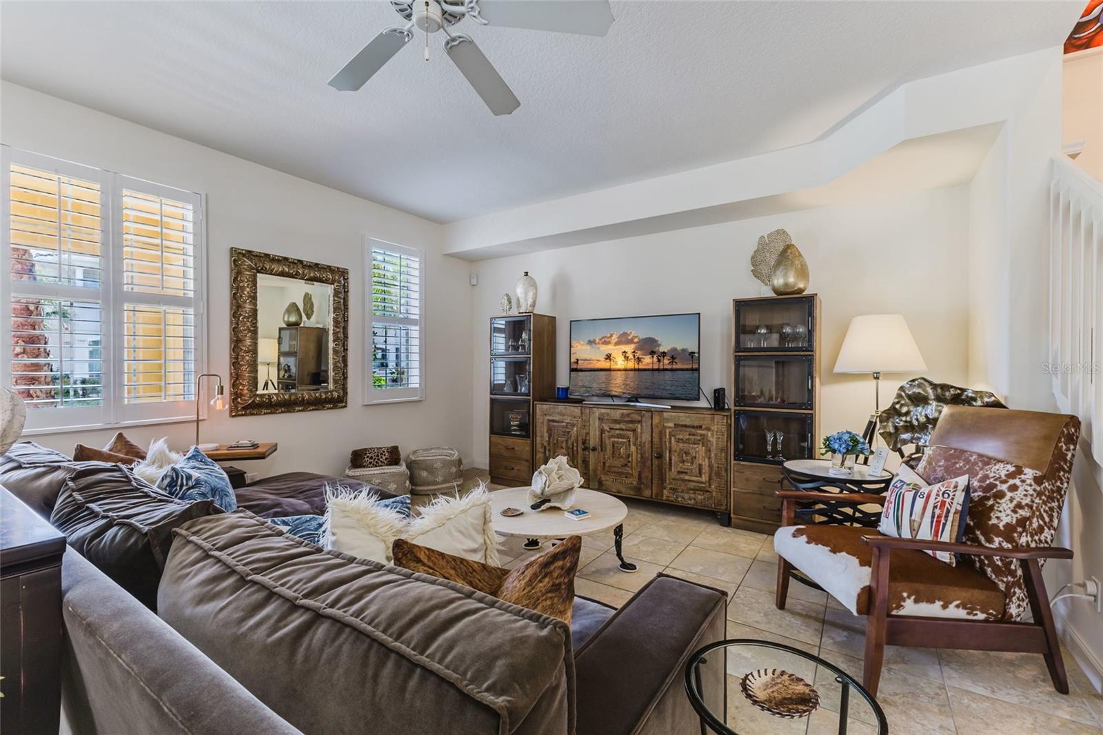 Image 3 of 39 For 1564 Napoli Drive W