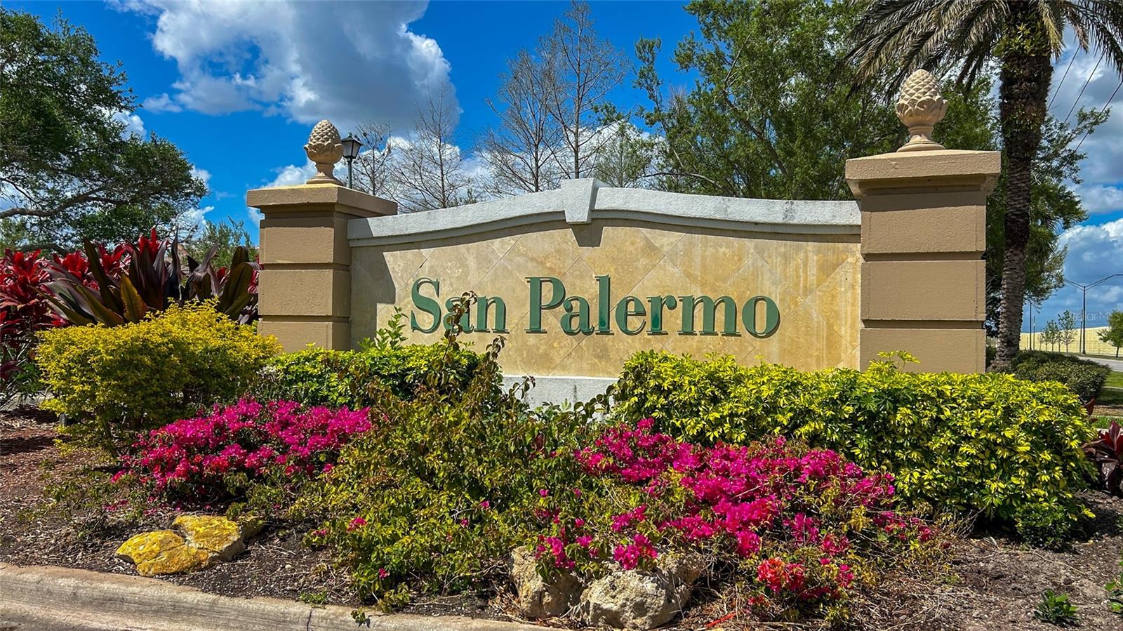 Image 38 of 39 For 1564 Napoli Drive W