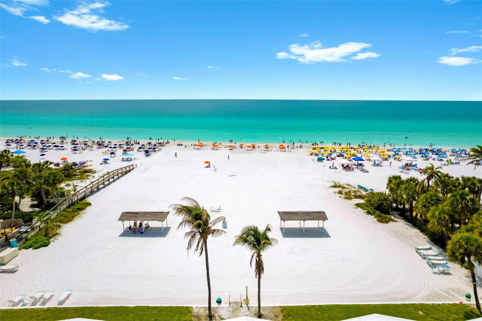 Image 18 of 54 For 6334 Midnight Pass Road 41