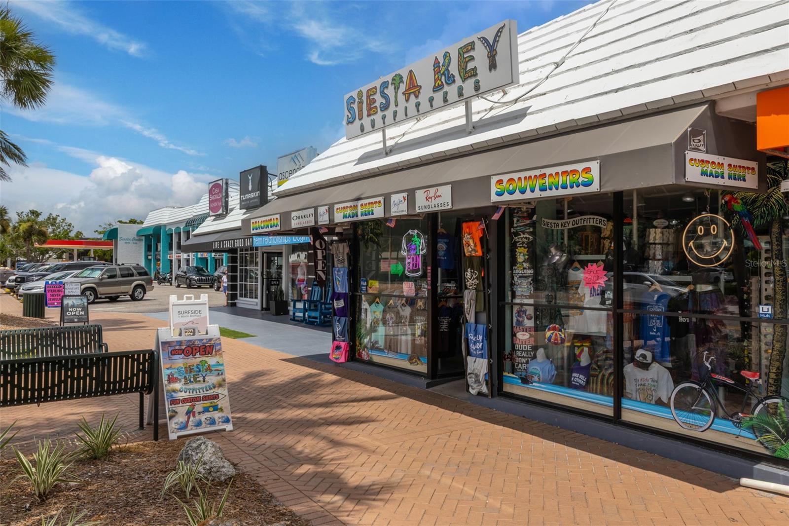 Image 52 of 54 For 6334 Midnight Pass Road 41