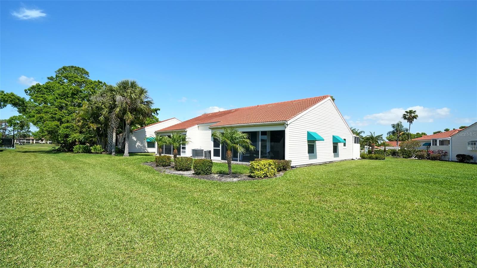 Image 15 of 84 For 7510 Preserves Court