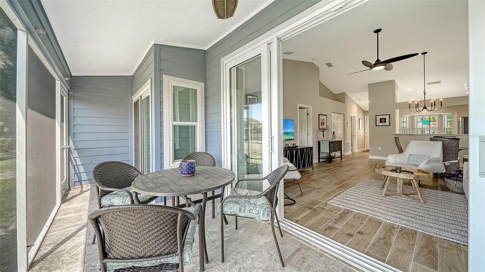 Image 17 of 84 For 7510 Preserves Court