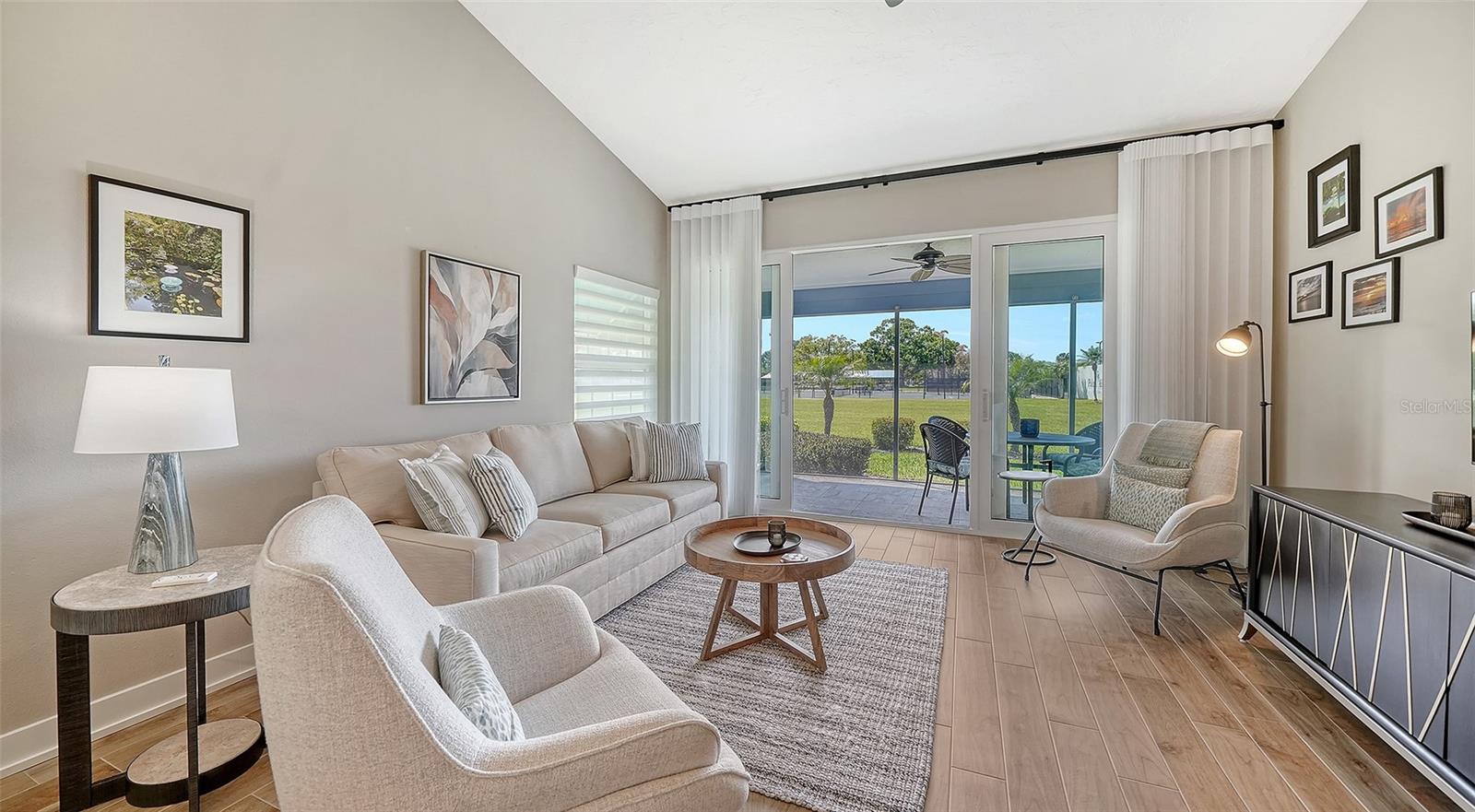 Image 20 of 84 For 7510 Preserves Court