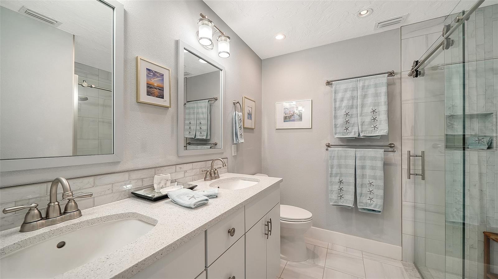 Image 31 of 84 For 7510 Preserves Court