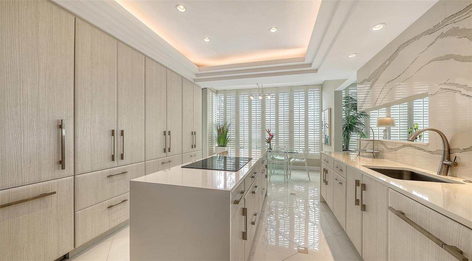 Image 17 of 75 For 415 L Ambiance Drive A301