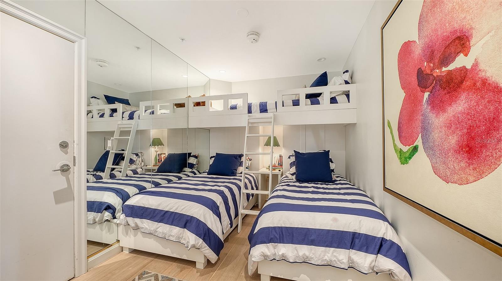 Image 34 of 75 For 415 L Ambiance Drive A301