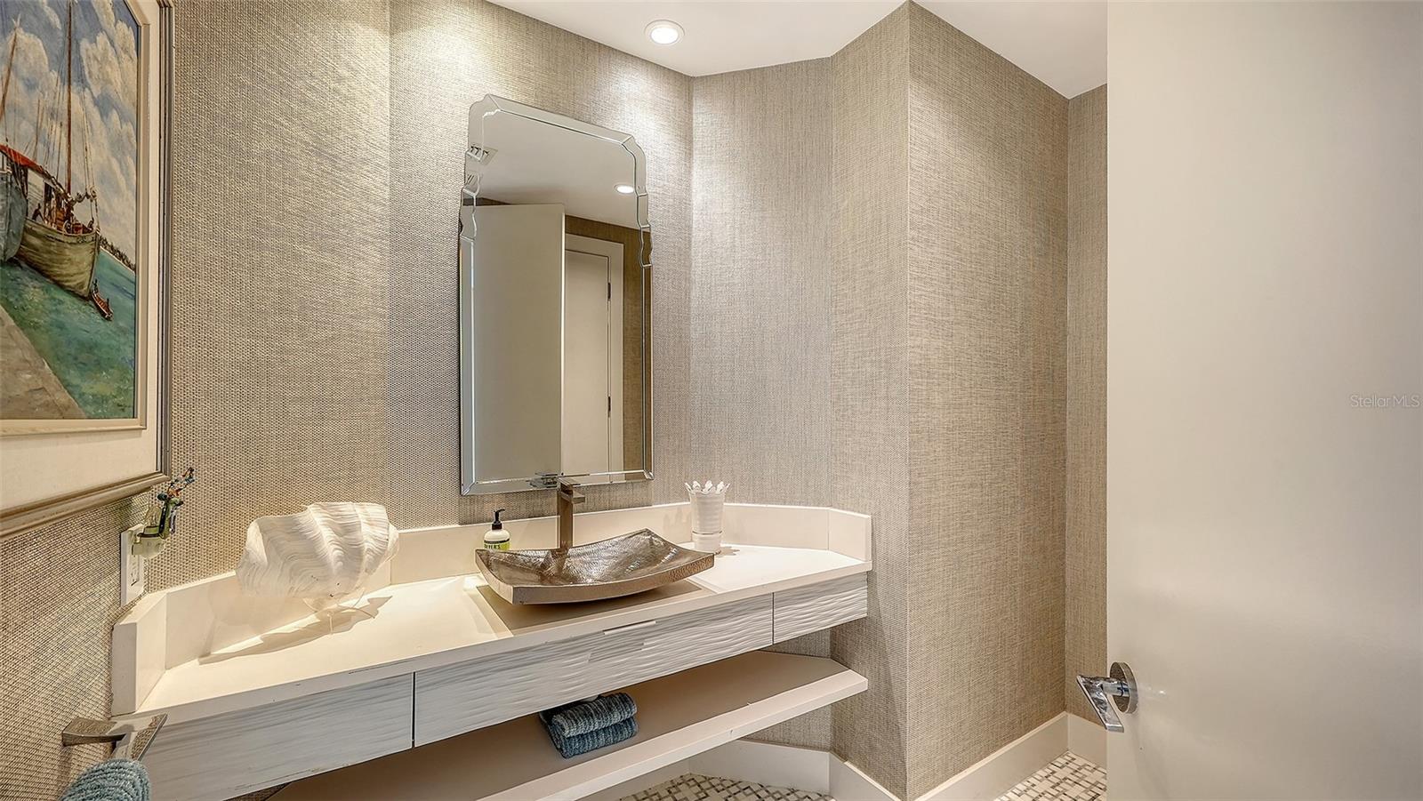 Image 35 of 75 For 415 L Ambiance Drive A301