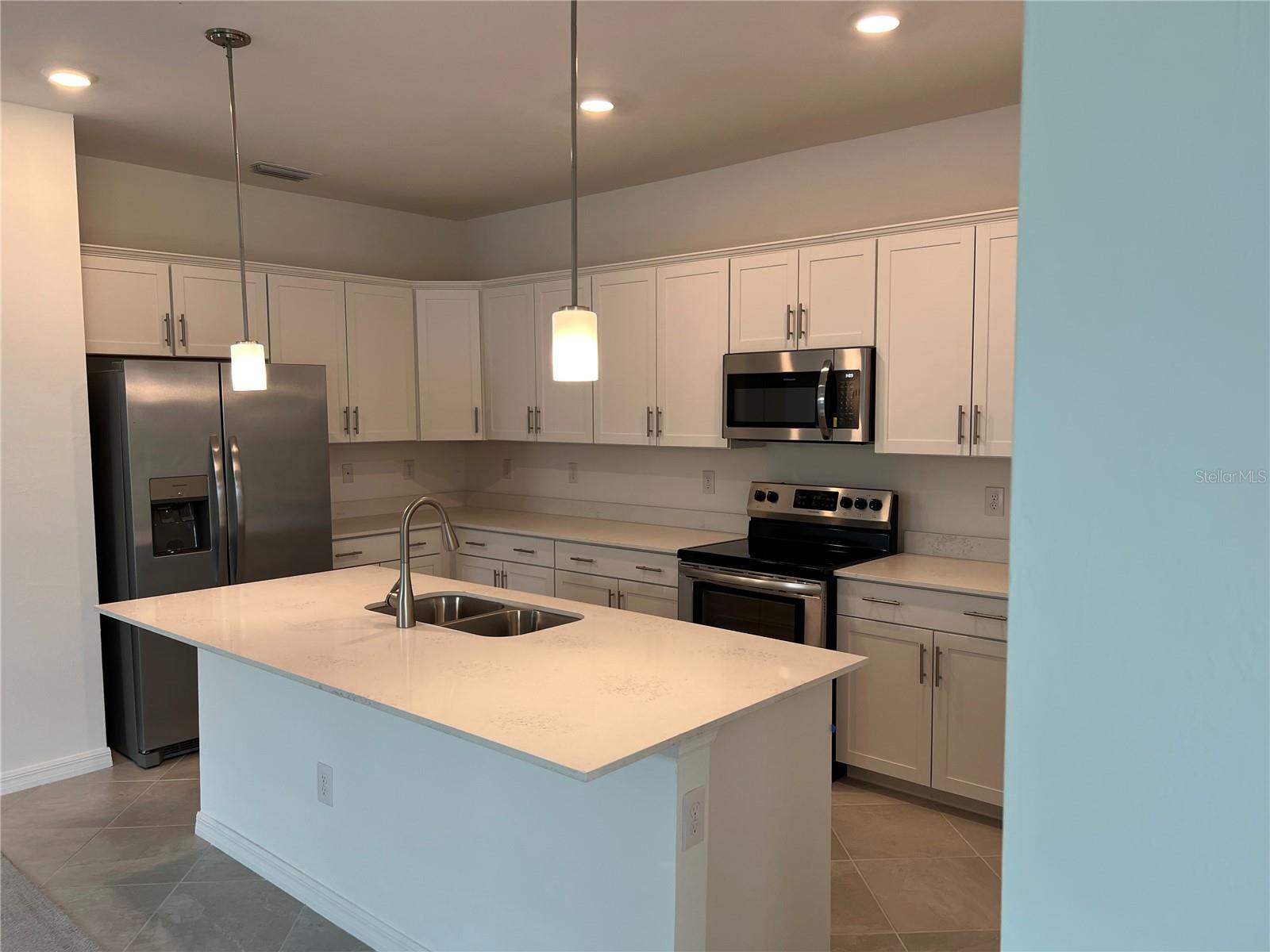 Image 11 of 19 For 11370 Burgundy Drive