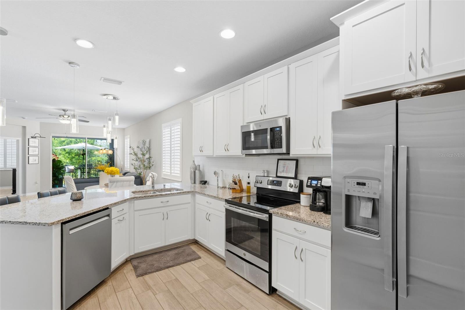 Image 18 of 49 For 6017 Amberly Drive