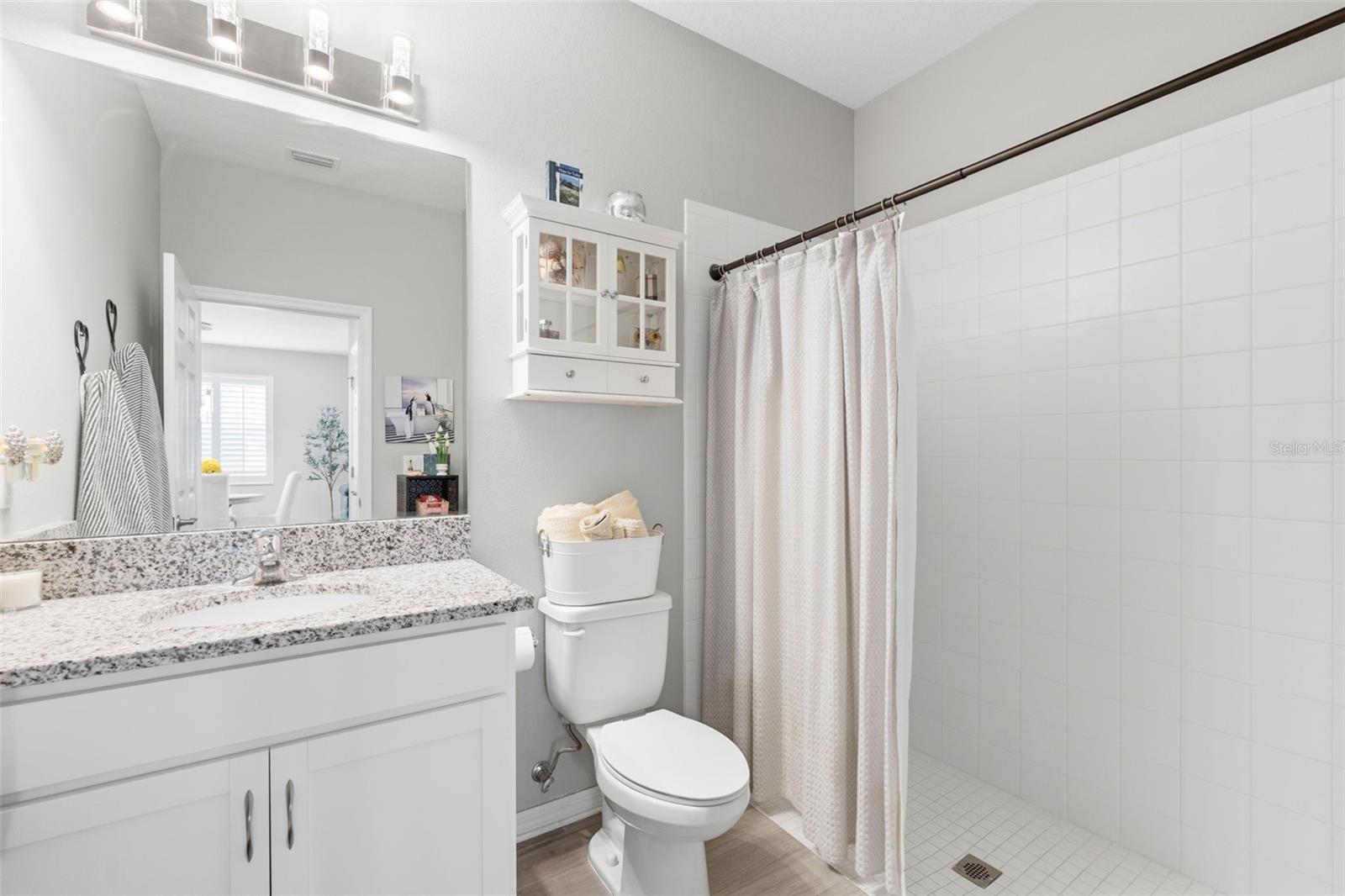 Image 30 of 49 For 6017 Amberly Drive