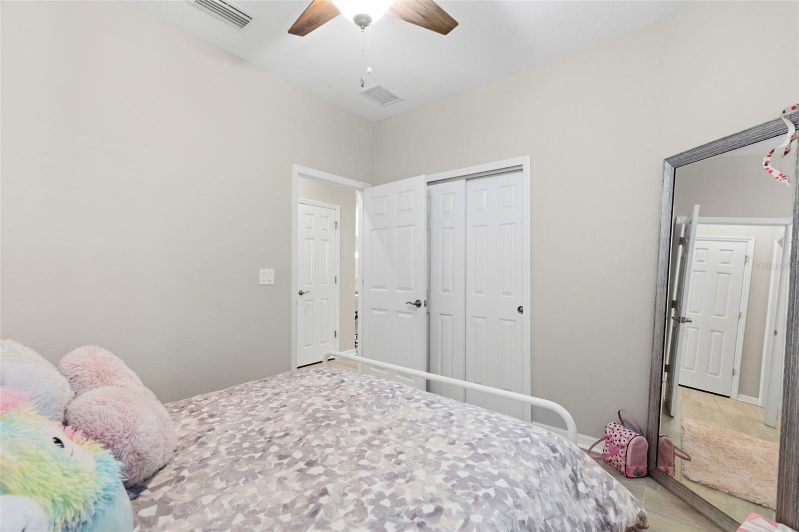 Image 32 of 49 For 6017 Amberly Drive