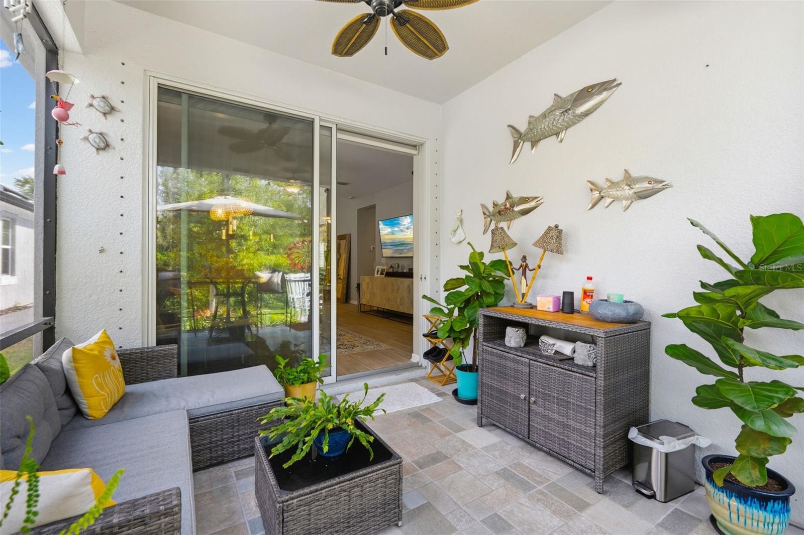 Image 35 of 49 For 6017 Amberly Drive