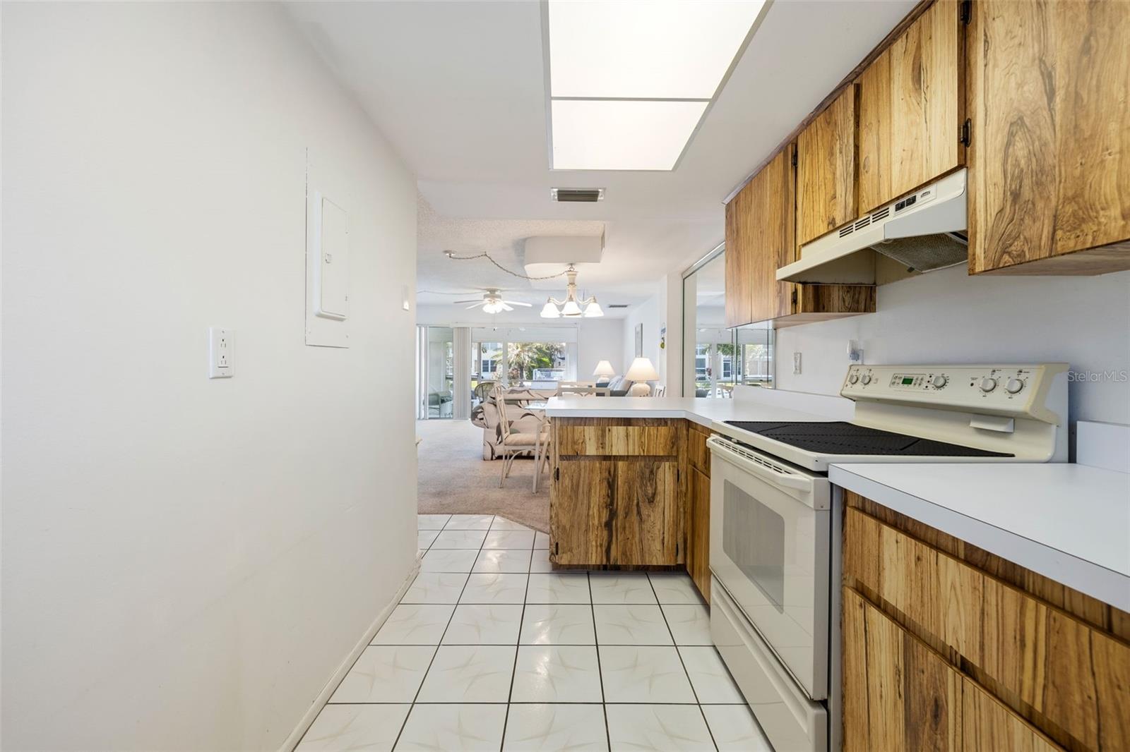 Image 12 of 58 For 1322 40th Street 2