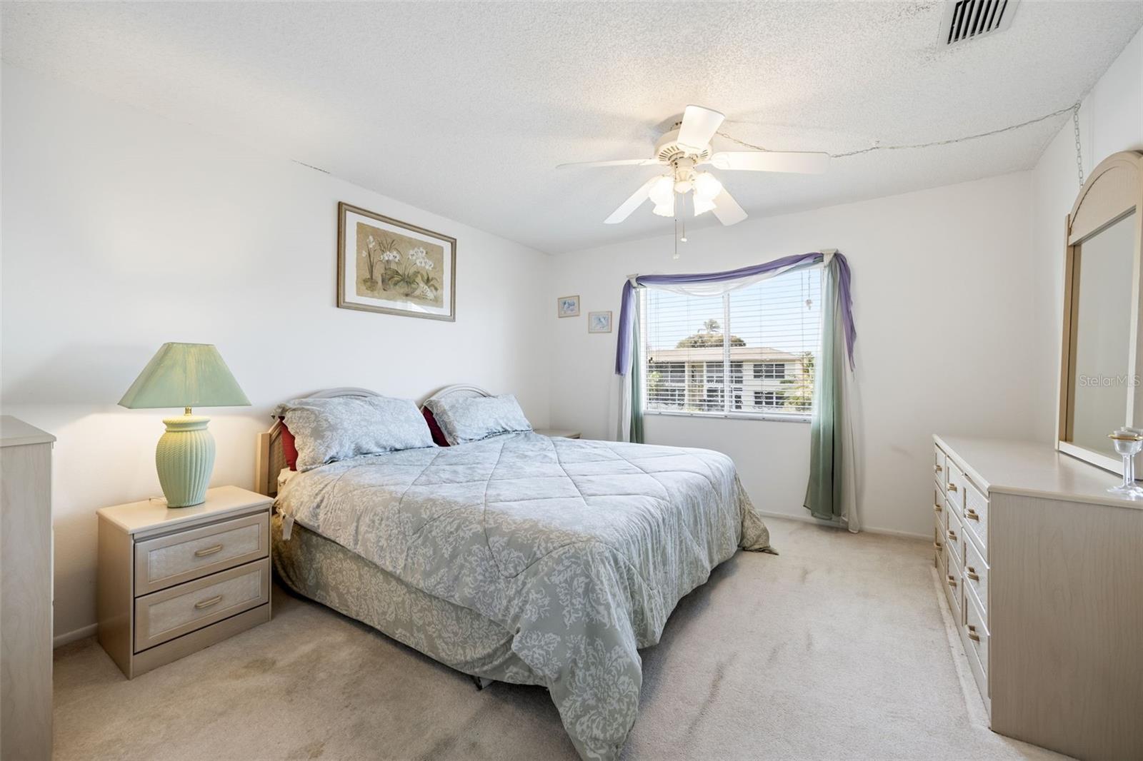 Image 18 of 58 For 1322 40th Street 2