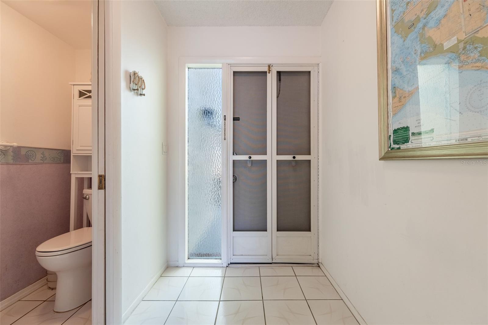 Image 28 of 58 For 1322 40th Street 2