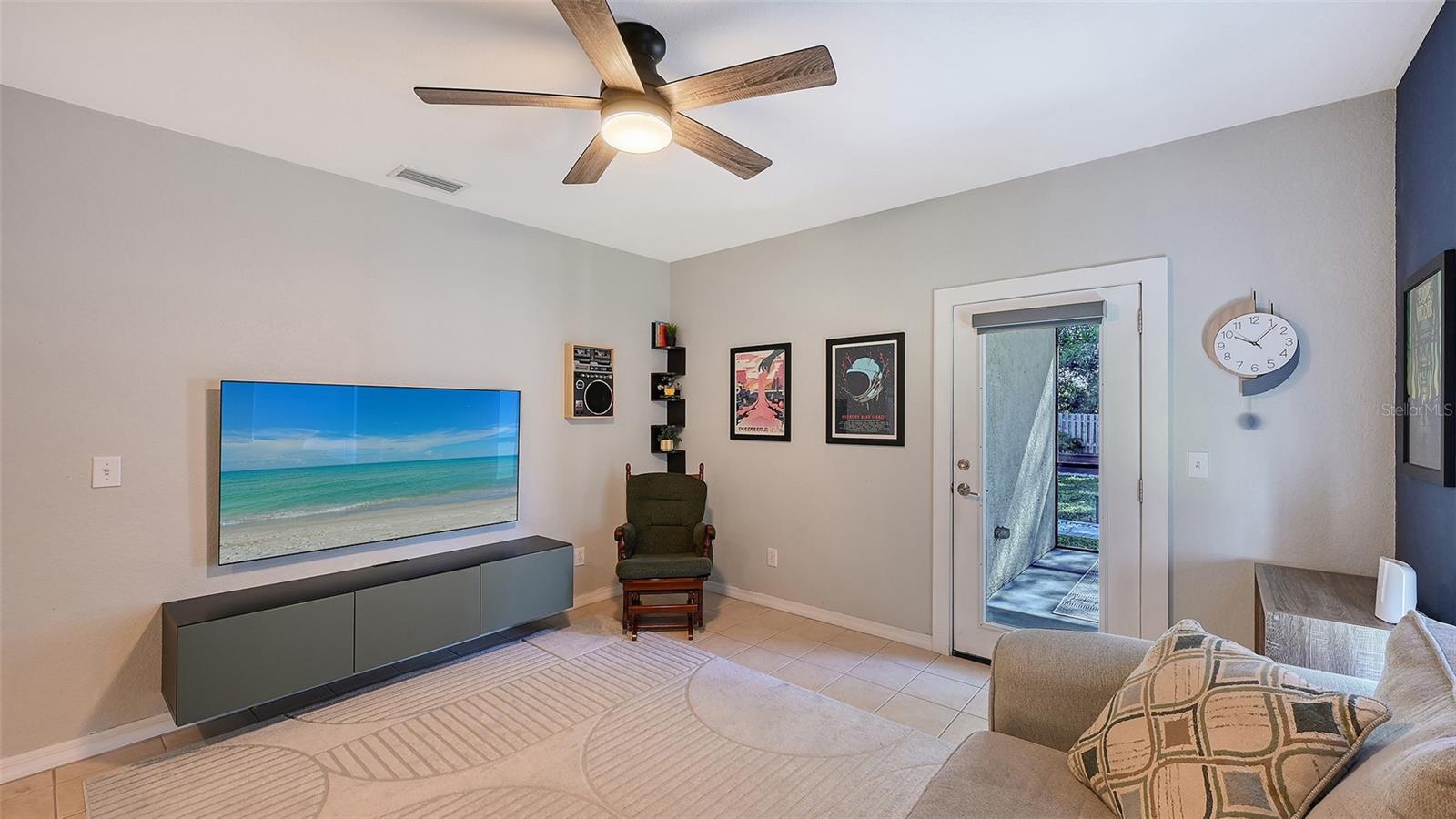 Image 13 of 43 For 2306 29th Avenue E