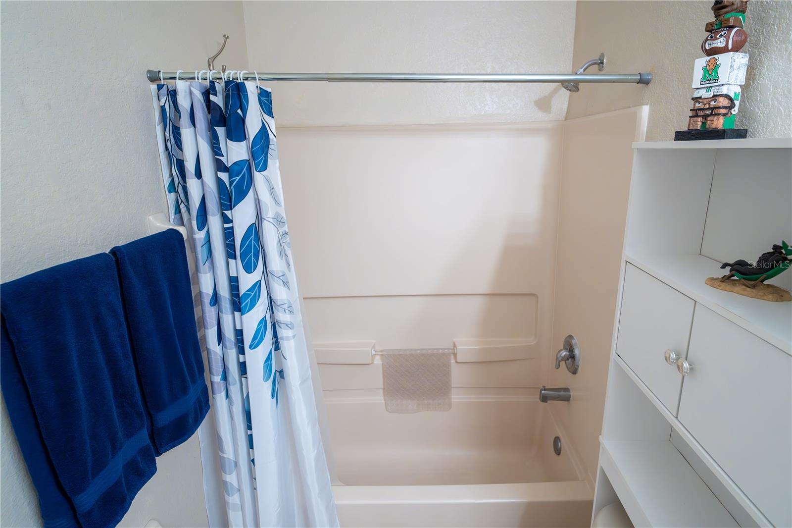 Image 27 of 43 For 2306 29th Avenue E