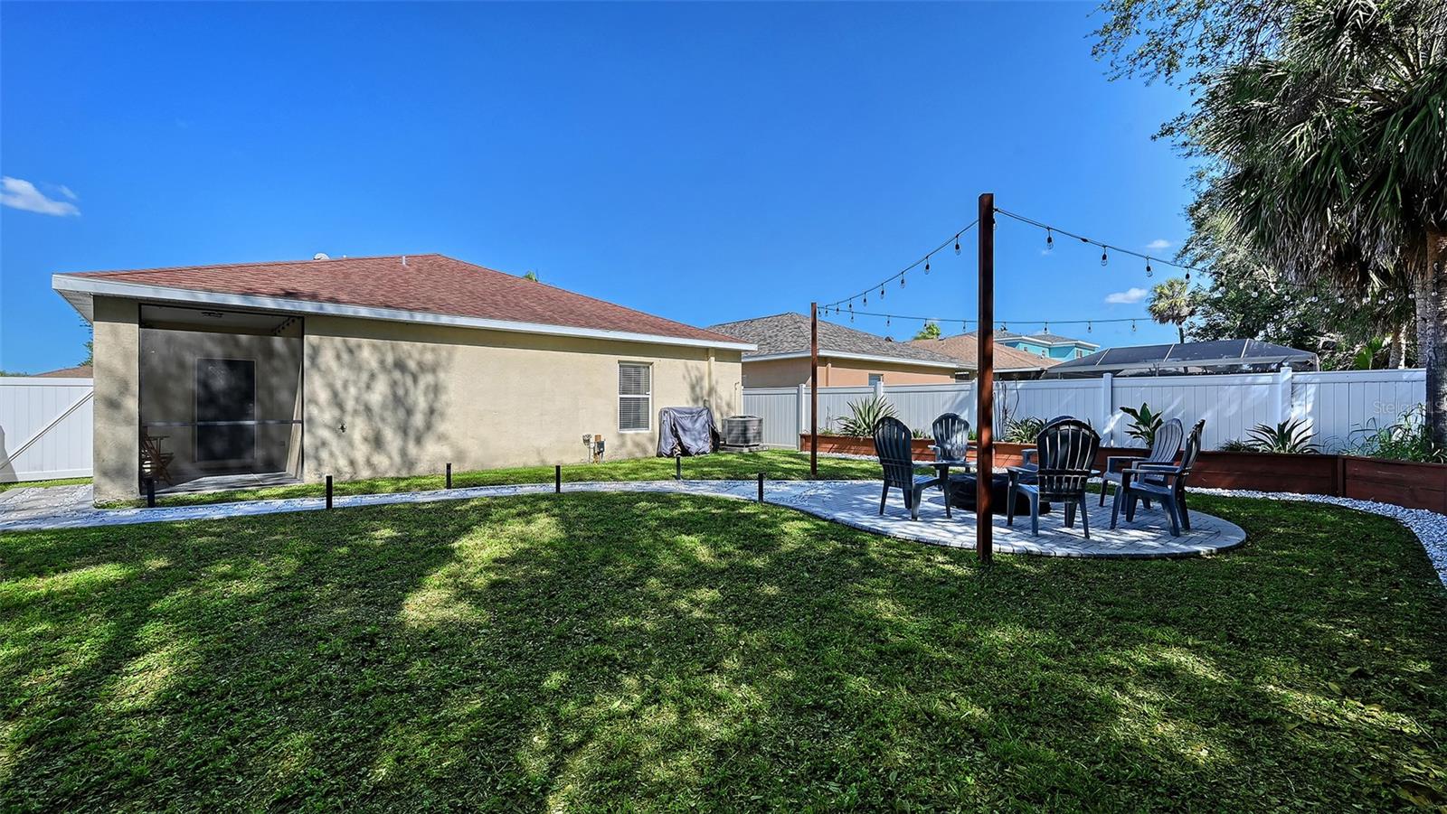 Image 38 of 43 For 2306 29th Avenue E