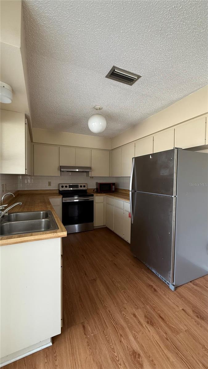 Image 11 of 13 For 201 San Marco Avenue 2