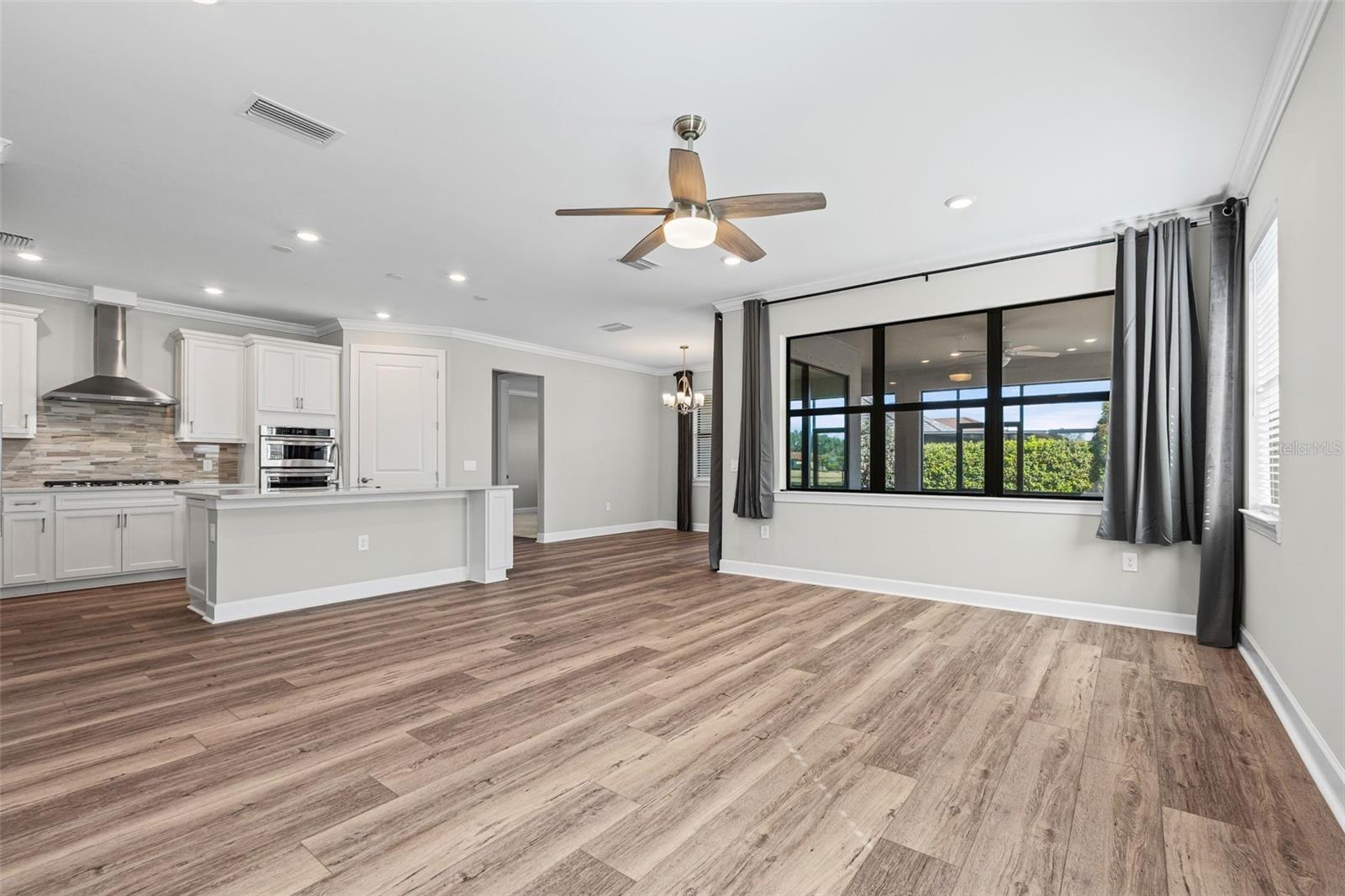 Image 4 of 60 For 17907 Eastbrook Terrace