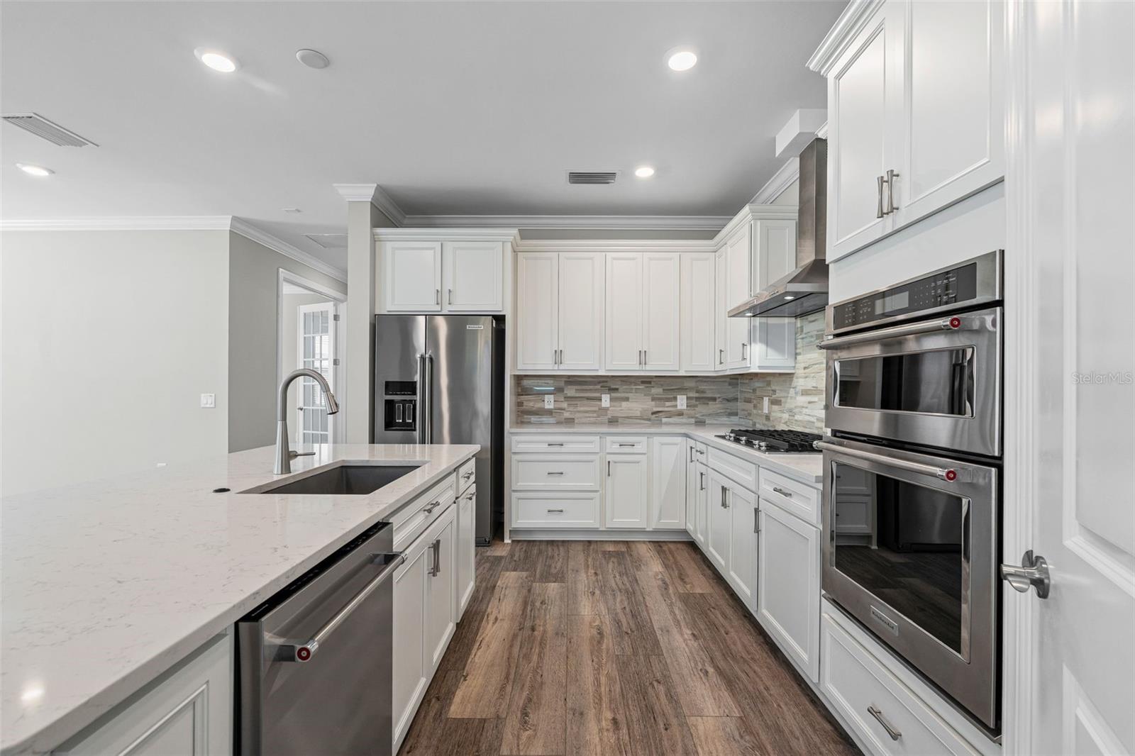 Image 7 of 60 For 17907 Eastbrook Terrace