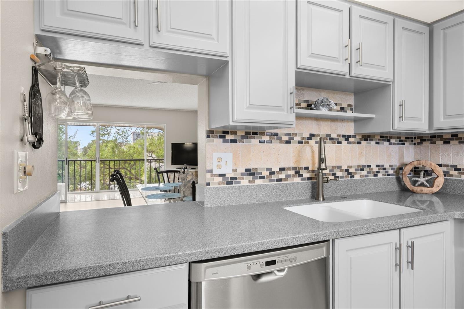 Image 16 of 60 For 3620 Ironwood Circle 406o